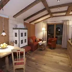 Gaestehaus Menkenbauer Inkl. Chiemgaukarte 3*
