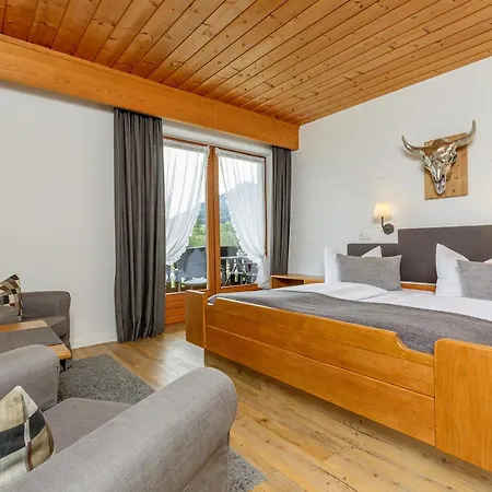 Konukevi Gaestehaus Menkenbauer Inkl. Chiemgaukarte