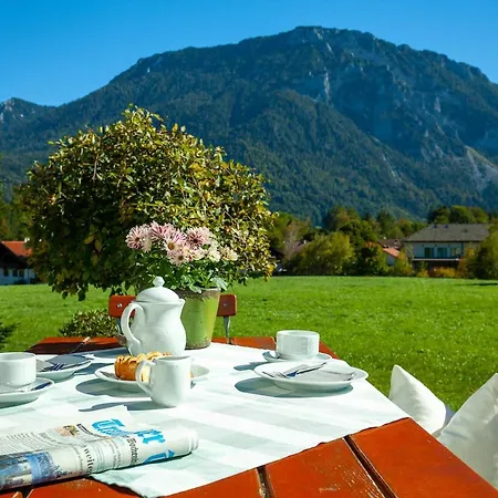 Gaestehaus Menkenbauer Inkl. Chiemgaukarte 3* Ruhpolding