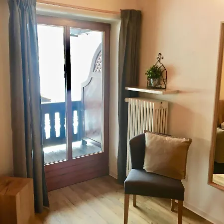 Gaestehaus Menkenbauer Inkl. Chiemgaukarte Ruhpolding