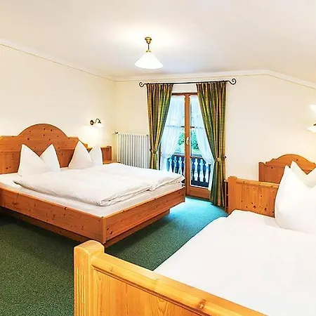 Gaestehaus Menkenbauer Ruhpolding
