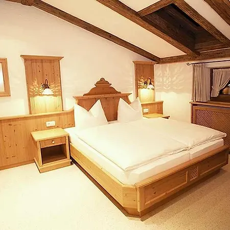 Gaestehaus Menkenbauer Penzion 3*