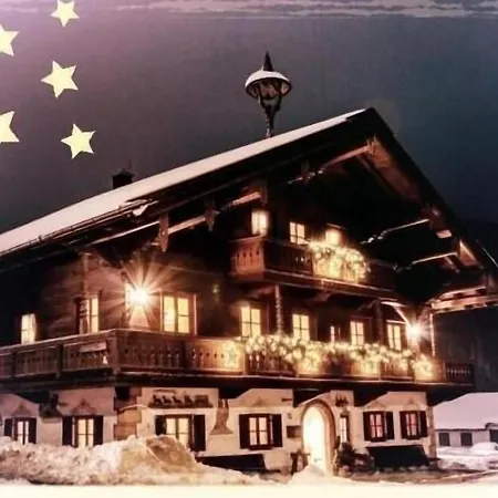 Gaestehaus Menkenbauer Inkl. Chiemgaukarte 3*