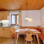 Gaestehaus Menkenbauer Inkl. Chiemgaukarte Ruhpolding