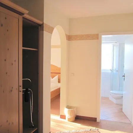 Gaestehaus Menkenbauer Inkl. Chiemgaukarte 3* רוהפולדינג