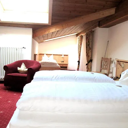בית הארחה Gaestehaus Menkenbauer Inkl. Chiemgaukarte 3*