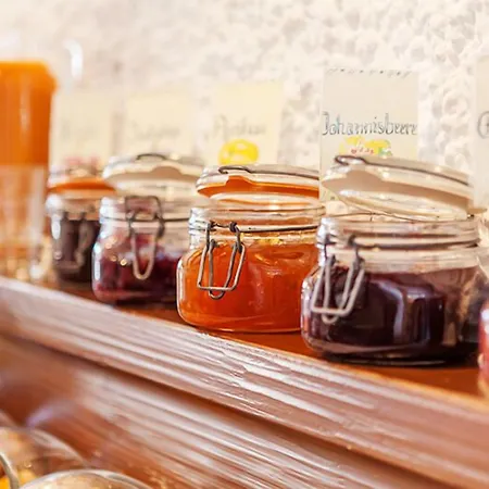 Gaestehaus Menkenbauer Inkl. Chiemgaukarte Ruhpolding