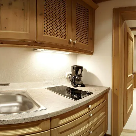 Gaestehaus Menkenbauer Inkl. Chiemgaukarte Guest house 3*
