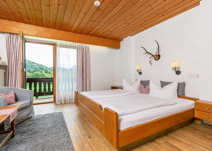 Gaestehaus Menkenbauer Inkl. Chiemgaukarte 3* Ruhpolding