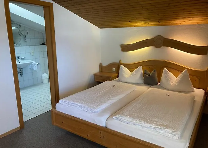 Pensión Gaestehaus Menkenbauer Inkl. Chiemgaukarte 3*