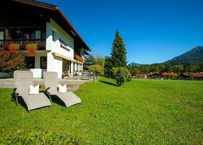 Gaestehaus Menkenbauer Inkl. Chiemgaukarte 3* Ruhpolding