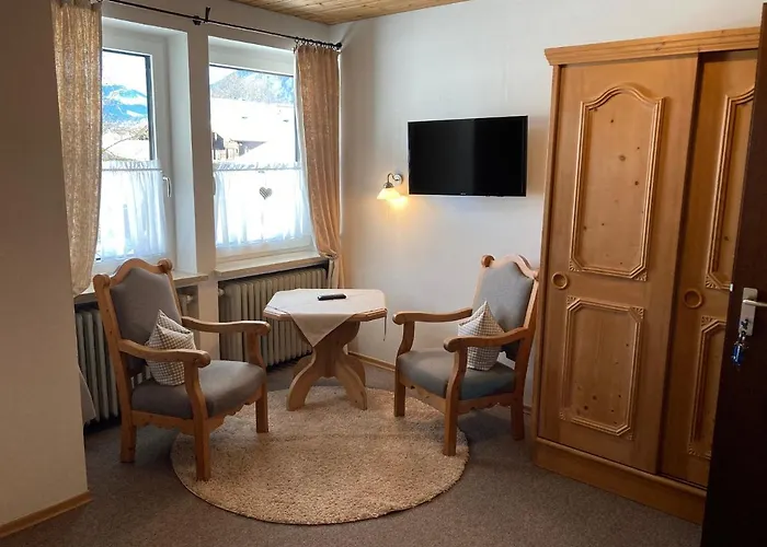 Gaestehaus Menkenbauer Inkl. Chiemgaukarte 3* Ruhpolding