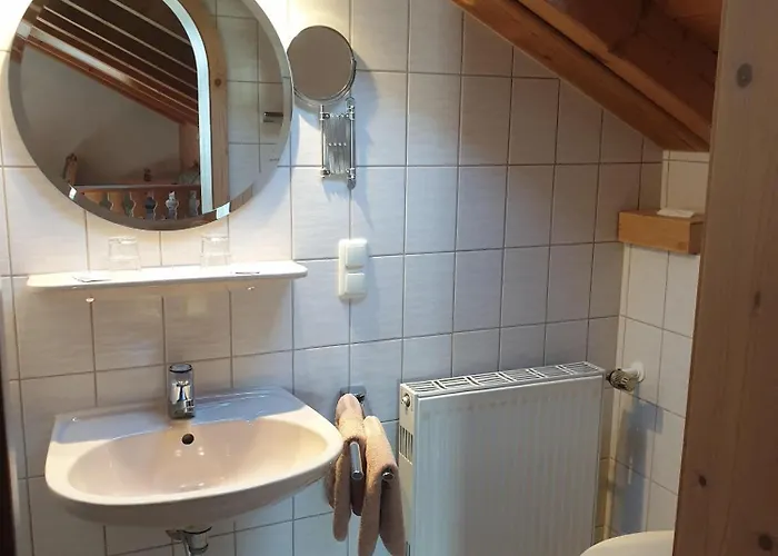 Gaestehaus Menkenbauer Inkl. Chiemgaukarte 3* Ruhpolding