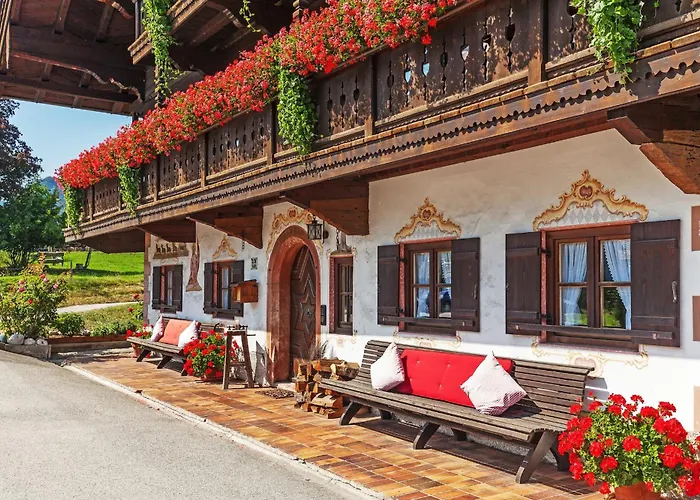 Pensión Gaestehaus Menkenbauer Inkl. Chiemgaukarte Ruhpolding