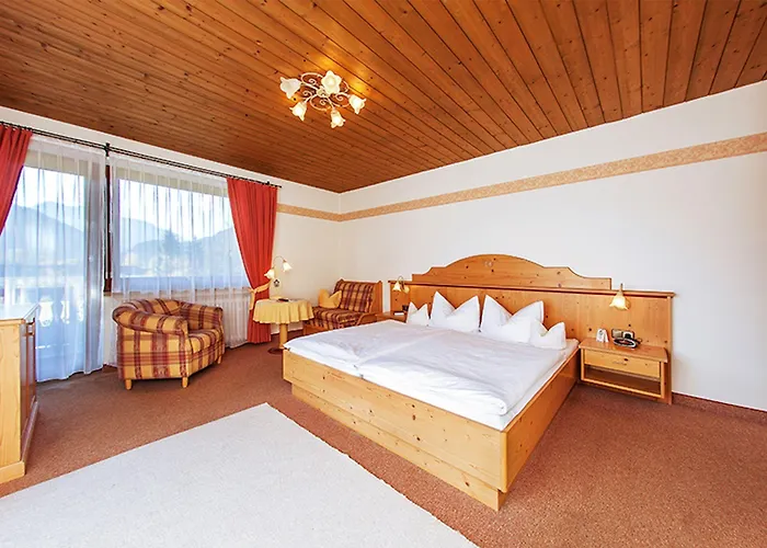 Gaestehaus Menkenbauer Inkl. Chiemgaukarte Pensión 3*